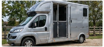 3.5 tonne horsebox
